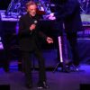 Frankie Valli “clears the air” and addresses fans’ health concerns after viral performance videos